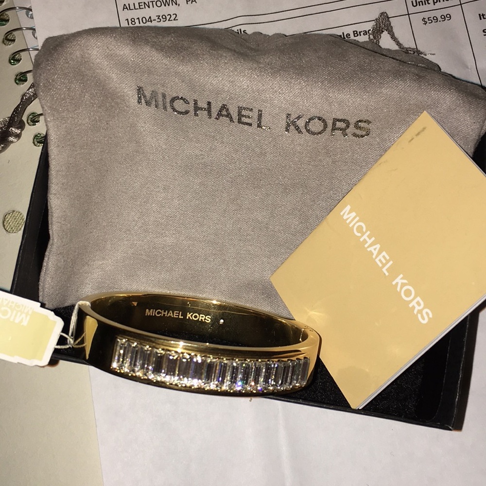 New. Michael Kor’s  bracelet